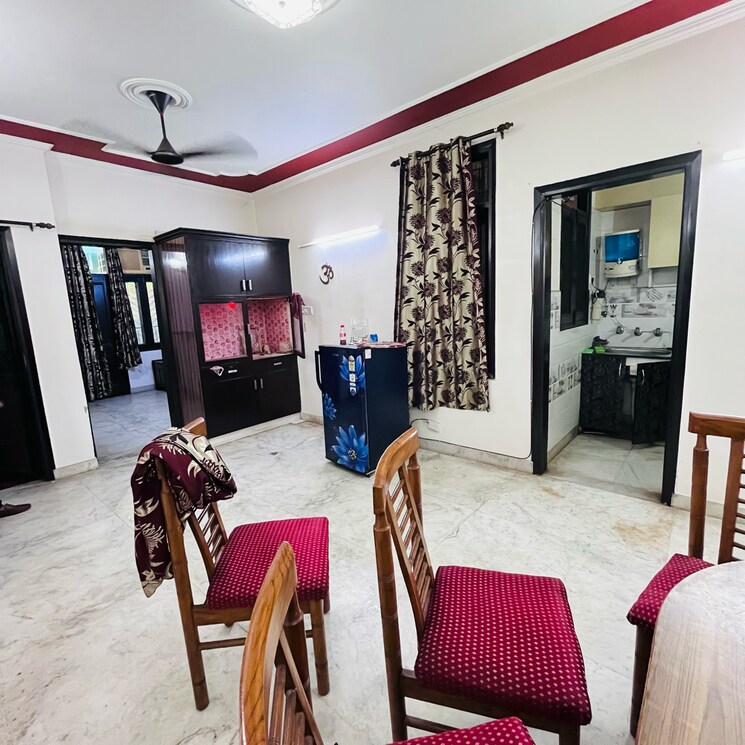 Living Room, khirki extension 2 Bedroom 100 Sq.Yd. Builder Floor In Khirki Extension Delhi 8897940