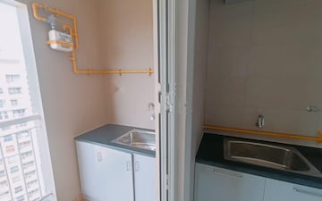 Room in 2 BHK Apartment at Sobha Dream Gardens, Thanisandra Main Road – for Rent