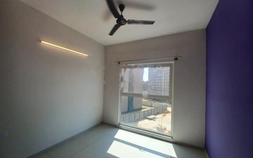 Room in 2 BHK Apartment at Sobha Dream Gardens, Thanisandra Main Road – for Rent