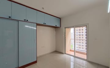 Room in 2 BHK Apartment at Sobha Dream Gardens, Thanisandra Main Road – for Rent