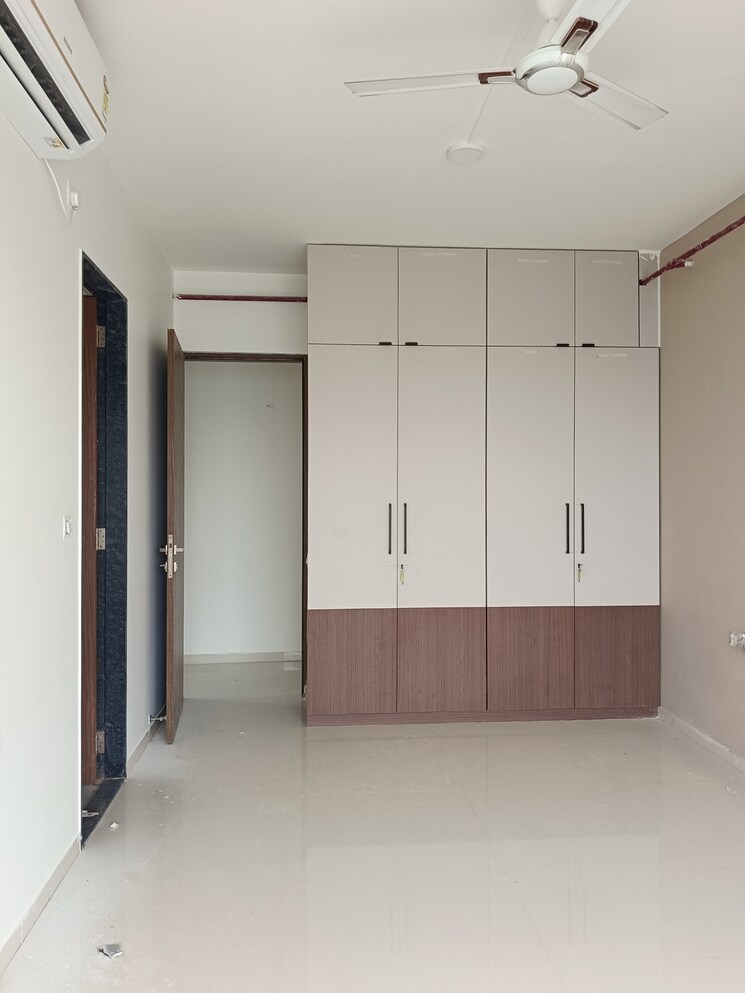 Master Bedroom, runwal-nirvana 3 Bedroom 1250 Sq.Ft. Apartment In Parel Mumbai 8898018