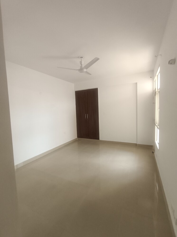 Room, supertech-cape-town 2 Bedroom 1082 Sq.Ft. Apartment In Sector 74 Noida 8898053
