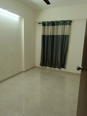 Room in 1 BHK Apartment at Lower Parel – for Rent