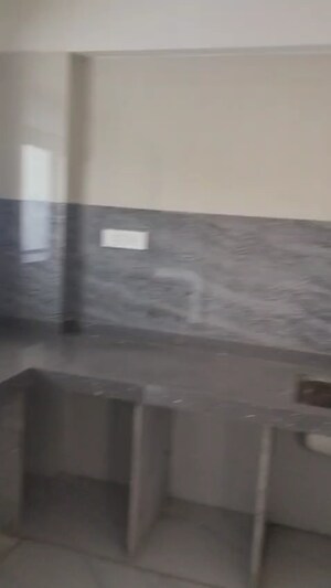 Room in 2 BHK Apartment at Vastu Complex, Andheri East – for Sale