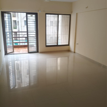 Room in 3 BHK Apartment at Fortune 108, Bhagwan Nagar – for Rent