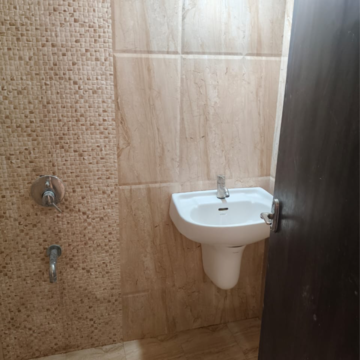 Bathroom in 3 BHK Apartment at Fortune 108, Bhagwan Nagar – for Rent