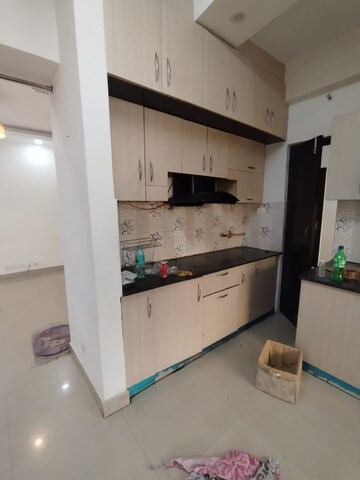 Kitchen in 3.5 BHK Apartment at Supertech Cape Town, Sector 74 – for Rent
