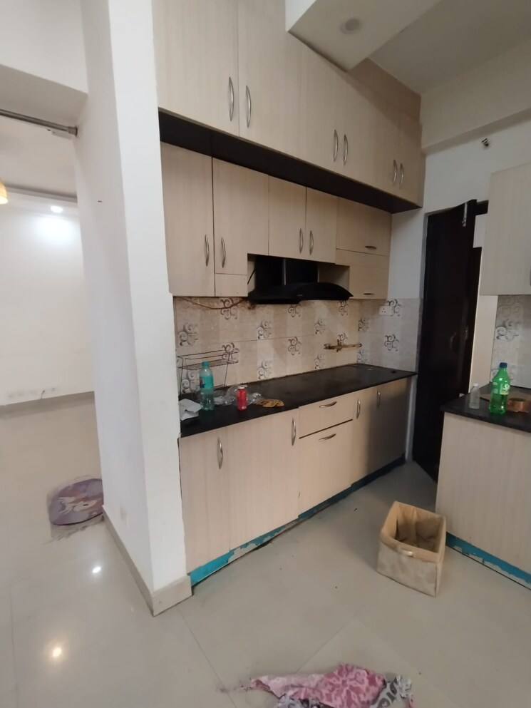Kitchen, supertech-cape-town 3.5 Bedroom 1945 Sq.Ft. Apartment In Sector 74 Noida 8898090