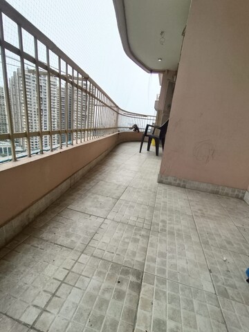 Balcony in 3.5 BHK Apartment at Supertech Cape Town, Sector 74 – for Rent