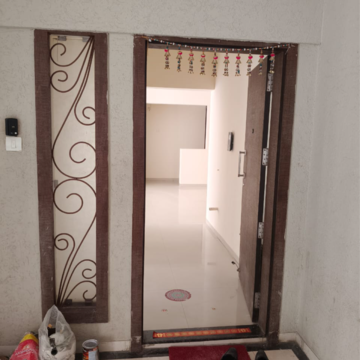 Building Lobby in 3 BHK Apartment at Fortune 108, Bhagwan Nagar – for Rent