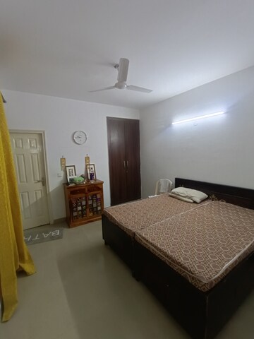 Bedroom in 3 BHK Apartment at Supertech Cape Town, Sector 74 – for Rent