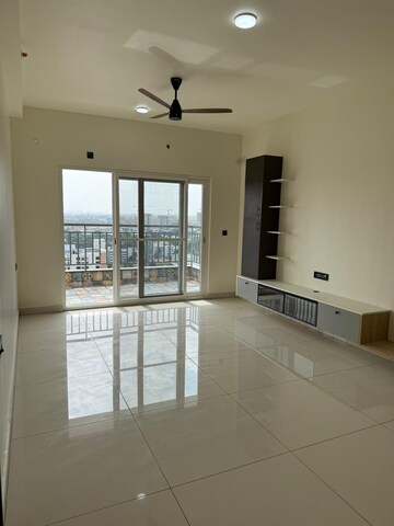 Room in 2 BHK Apartment at Prestige Finsbury Park Hyde, Bagaluru – for Rent