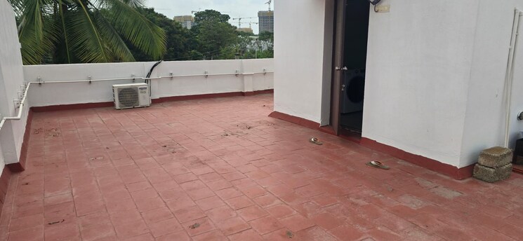  Parking, indaus-whitefield-boulevard 4 Bedroom 4000 Sq.Ft. Villa In Seegehalli Bangalore 8898190