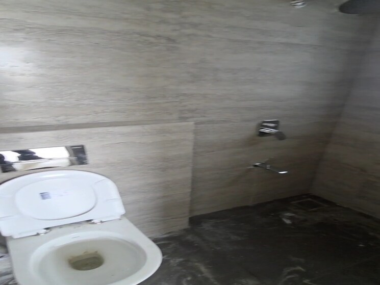 Bathroom, matunga east 1 Bedroom 505 Sq.Ft. Apartment In Matunga East Mumbai 8898182