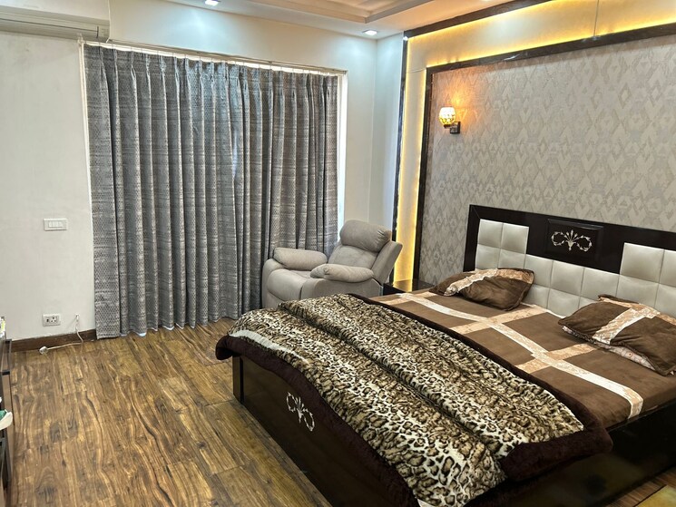 Bedroom, puri-pranayam 3 Bedroom 1800 Sq.Ft. Apartment In Sector 82 Faridabad 8898198
