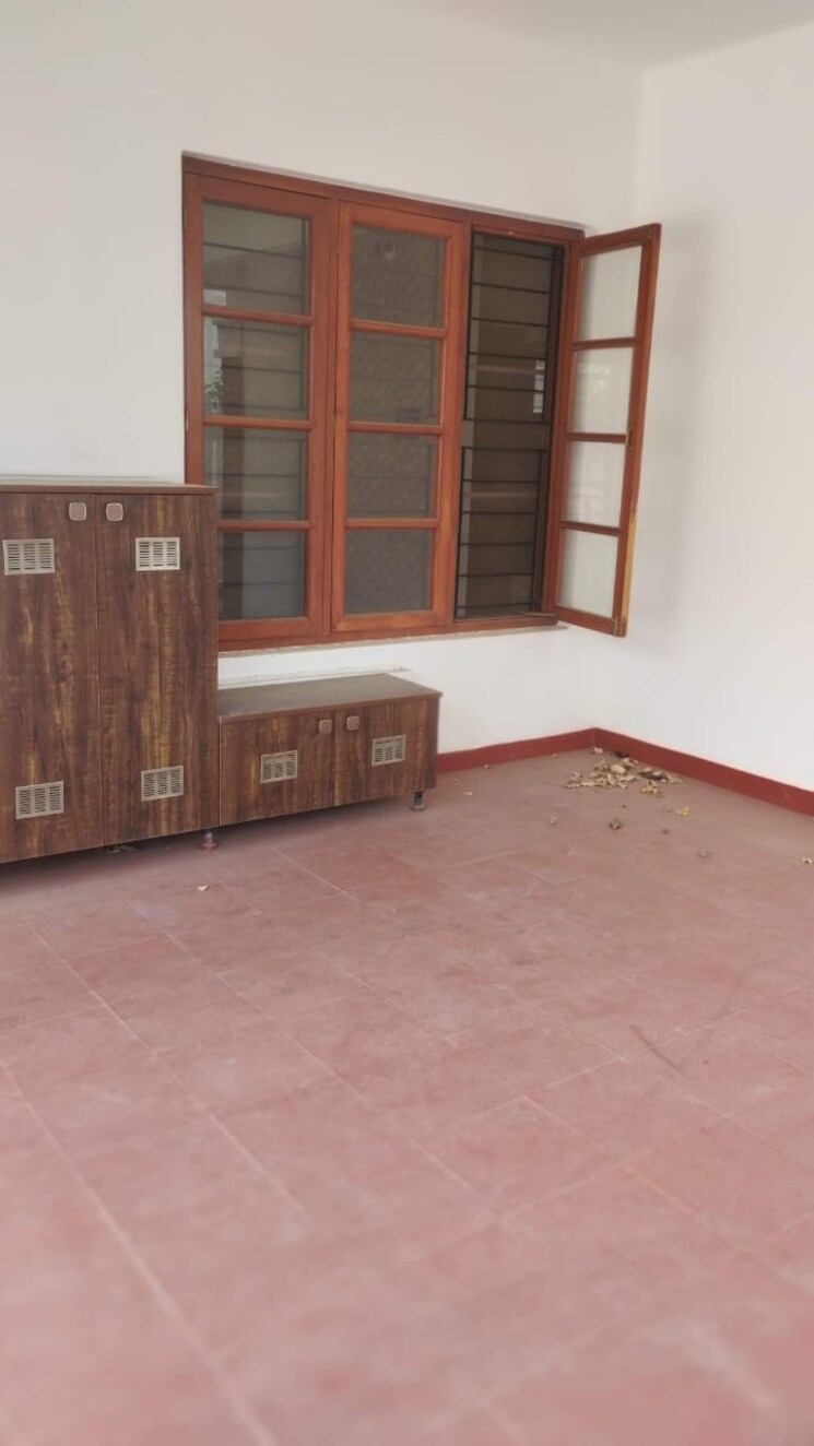 Room, alliance-10-downing 3 Bedroom 2400 Sq.Ft. Villa In Whitefield Bangalore 8898245