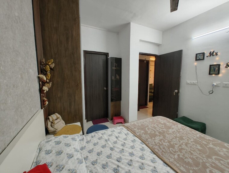 Bedroom, shree-vardhman-mantra 2 Bedroom 800 Sq.Ft. Apartment In Sector 67 Gurgaon 8898242