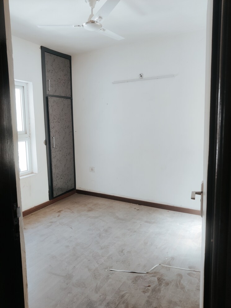 Room, bptp-park-elite-floor-ii 4 Bedroom 300 Sq.Yd. Apartment In Sector 75 Faridabad 8898286