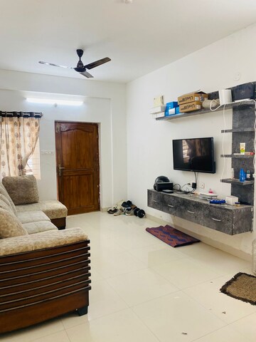 Living Room in 2 BHK Builder Floor at Manikonda – for Rent