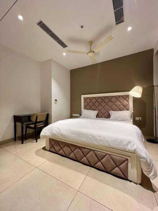 4 BHK Builder Floor For Rent in Laxmi Nagar G