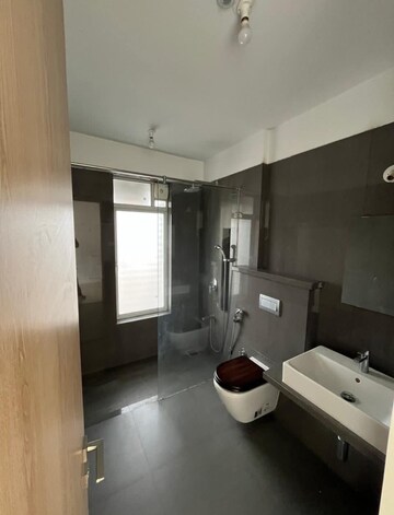 Bathroom in 3 BHK Apartment at Soham Crystal Spires, Ghodbunder Road – for Rent