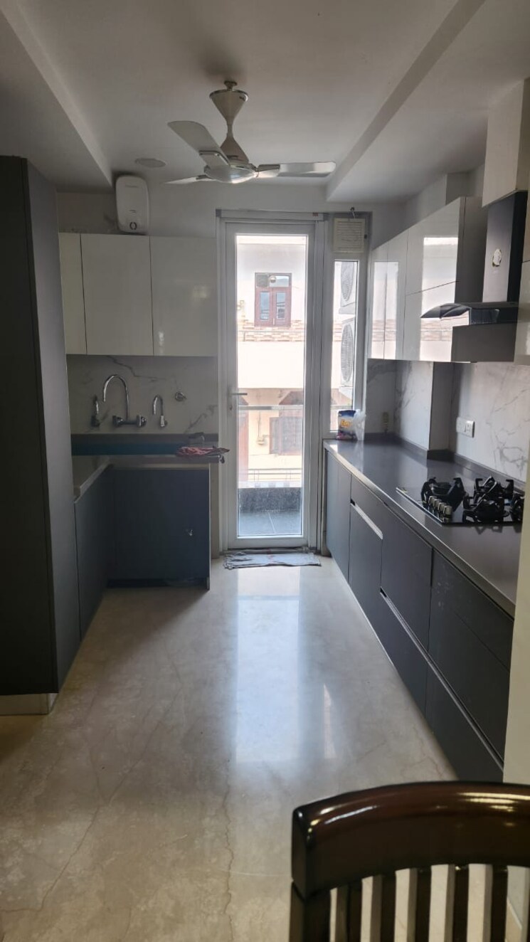 Kitchen, rajouri garden 3 Bedroom 1800 Sq.Ft. Builder Floor In Rajouri Garden Delhi 8898446