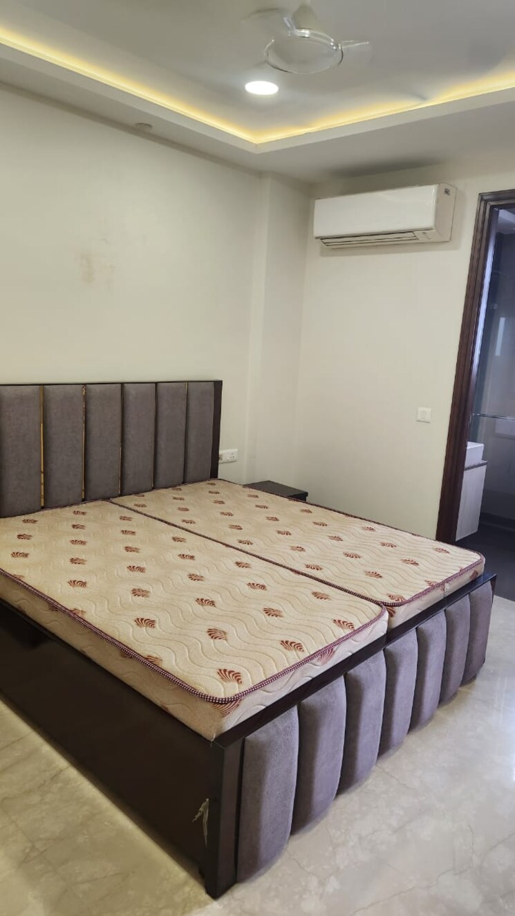 Bedroom, rajouri garden 3 Bedroom 1800 Sq.Ft. Builder Floor In Rajouri Garden Delhi 8898446