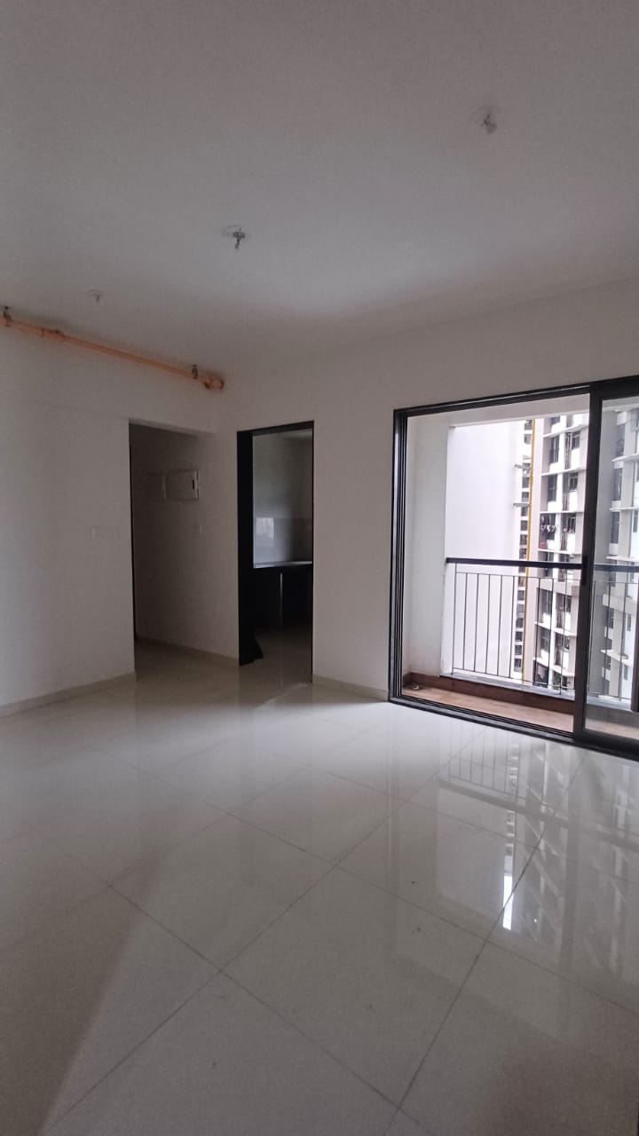 2 BHK + Extra Room Apartment For Rent in Runwal Eirene