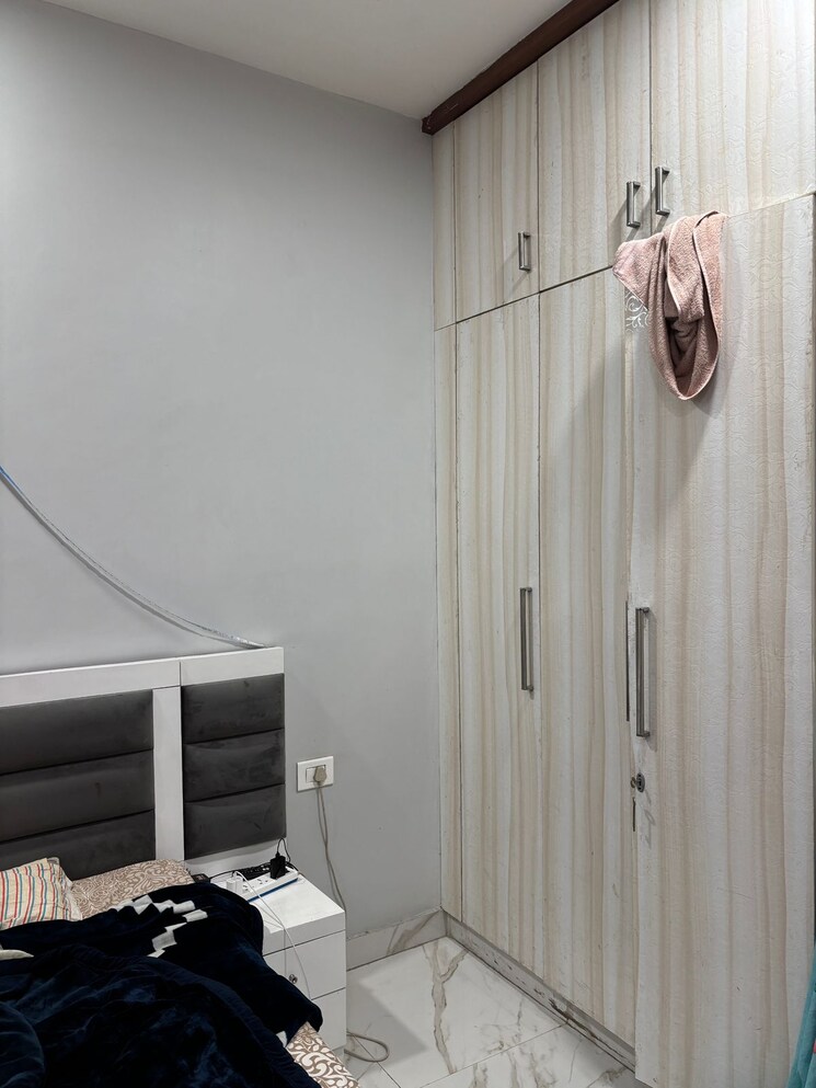 undefined, smart-lane 6+ Bedroom 1350 Sq.Ft. Independent House In Niti Khand Ghaziabad 8898529