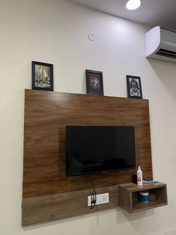 Furnished Amenities in 6+ BHK Independent House at Smart Lane, Niti Khand – for Sale