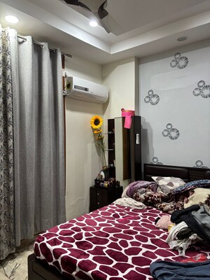 Bedroom in 6+ BHK Independent House at Smart Lane, Niti Khand – for Sale