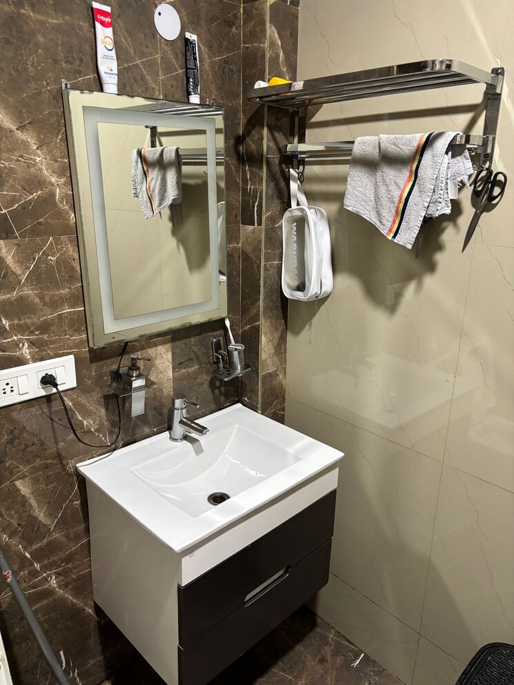 Master Bedroom, smart-lane 6+ Bedroom 1350 Sq.Ft. Independent House In Niti Khand Ghaziabad 8898529