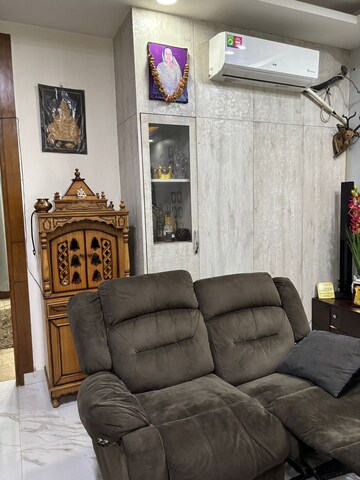 Living Room in 6+ BHK Independent House at Smart Lane, Niti Khand – for Sale