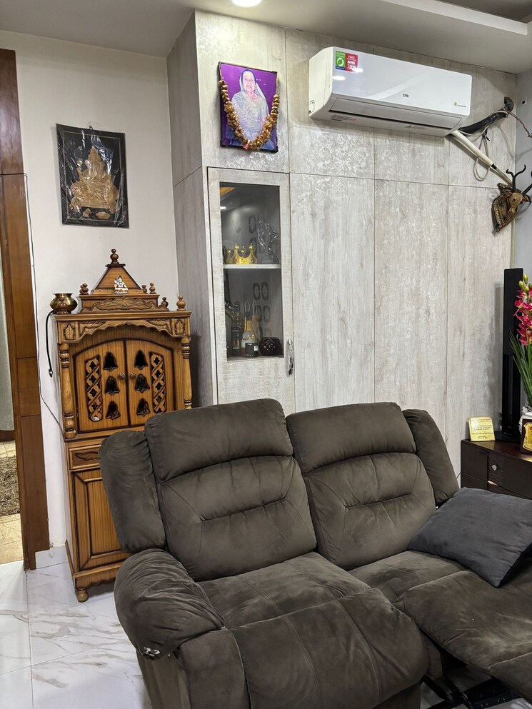 Living Room, smart-lane 6+ Bedroom 1350 Sq.Ft. Independent House In Niti Khand Ghaziabad 8898529