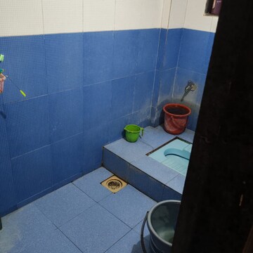 Bathroom in 1 RK Apartment at Shree Ganesh Bhuvan CHS, Jamil Nagar – for Rent