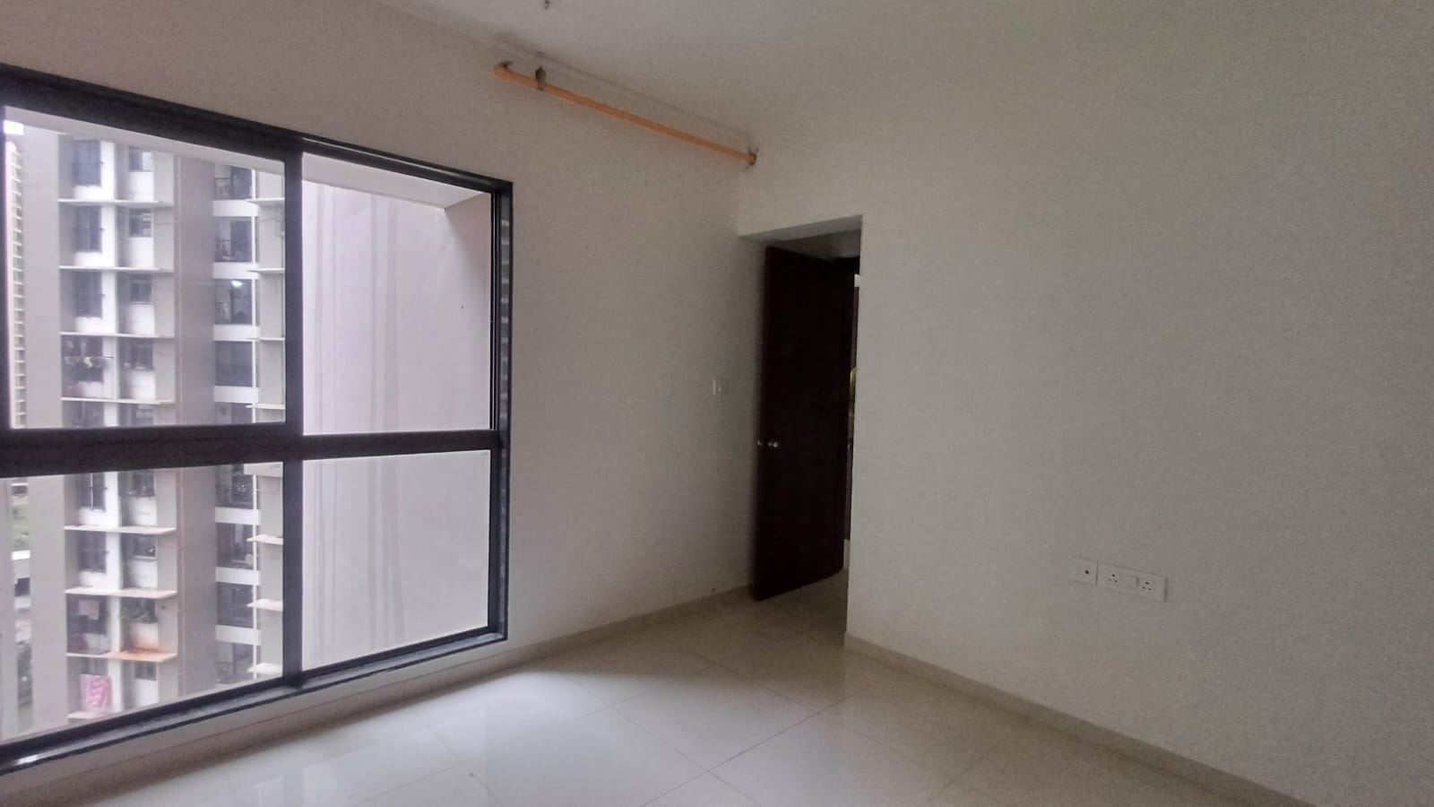 2 BHK + Extra Room Apartment For Rent in Runwal Eirene