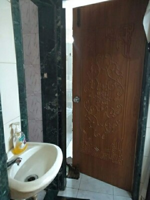 Bathroom in 1 BHK Apartment at Juhu – for Sale
