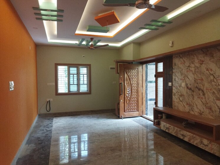 Room, manju-nilaya 6 Bedroom 3000 Sq.Ft. Builder Floor In Abbigere Bangalore 8898694