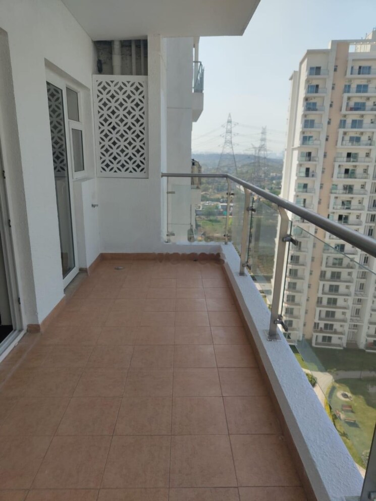 Balcony, shree-vardhman-victoria 2.5 Bedroom 1351 Sq.Ft. Apartment In Sector 70 Gurgaon 8898619