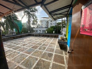 Balcony in 6 BHK Villa at Emgee Janki Kutir, Juhu – for Sale