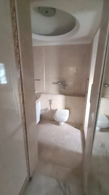 2.5 BHK Apartment For Rent in Dariya Mahal, Malabar Hill