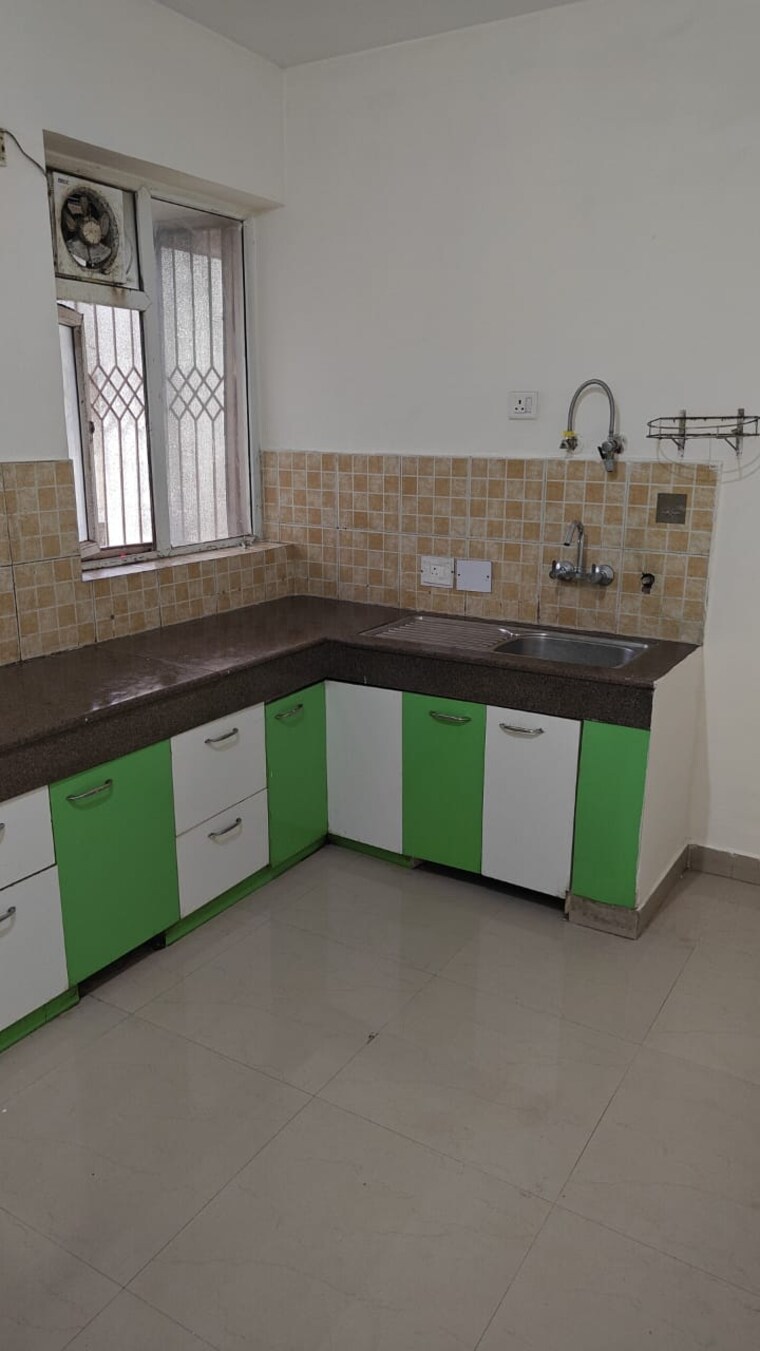 Kitchen, orchid-island 3 Bedroom 1570 Sq.Ft. Builder Floor In Sector 51 Gurgaon 8898710