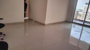 Room in 3.5 BHK Apartment at Pareena The Elite Residences, Sector 99 – for Rent