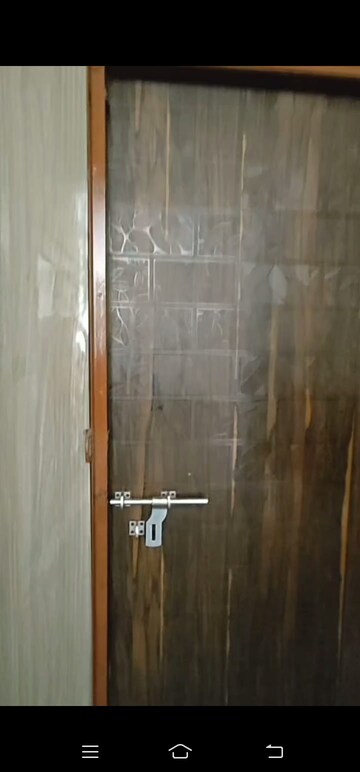 Bathroom in 3.5 BHK Apartment at SRS Residency, Sector 88 – for Rent