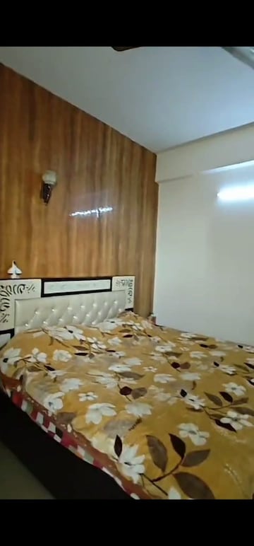 Bedroom in 3.5 BHK Apartment at SRS Residency, Sector 88 – for Rent