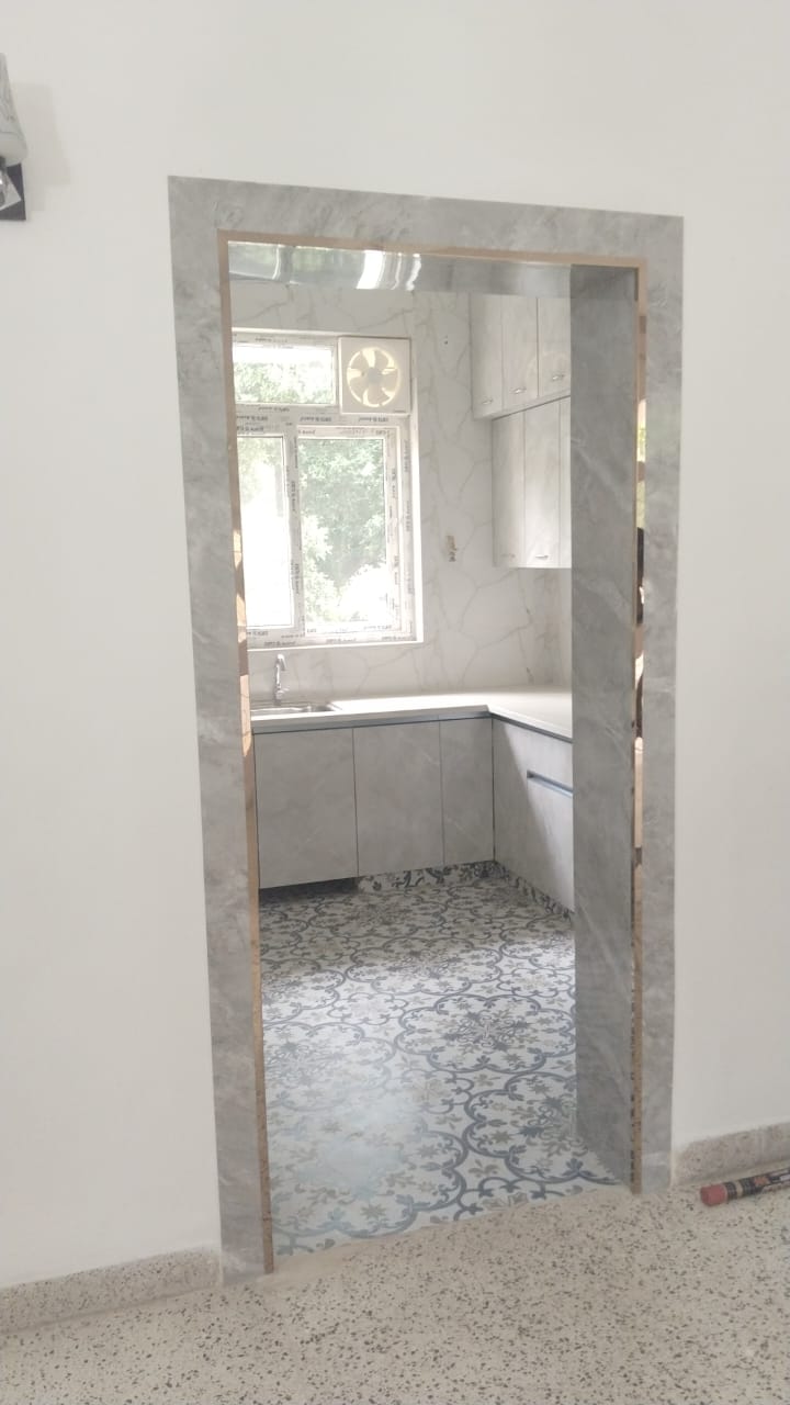 3 BHK + Servant Room Apartment For Sale in Arun Vihar