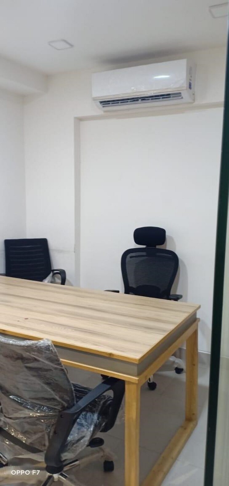 undefined, krish-one-world-capital Commercial Office Space 918 Sq.Ft. In Bodakdev Ahmedabad 8898696