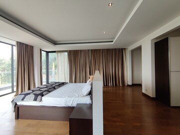 Bedroom in 4 BHK Villa at Prestige Golfshire, Nandi Hills – for Rent
