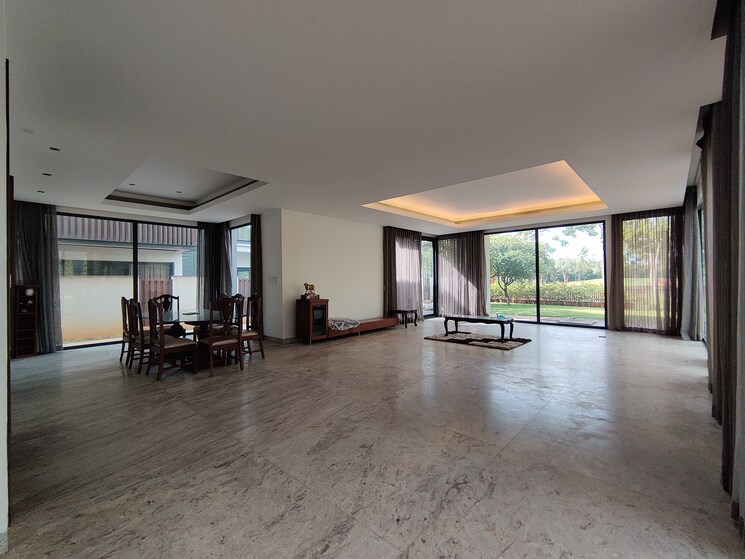  Parking, prestige-golfshire 4 Bedroom 10000 Sq.Ft. Villa In Nandi Hills Bangalore 8898692