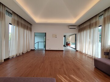 Room in 4 BHK Villa at Prestige Golfshire, Nandi Hills – for Rent